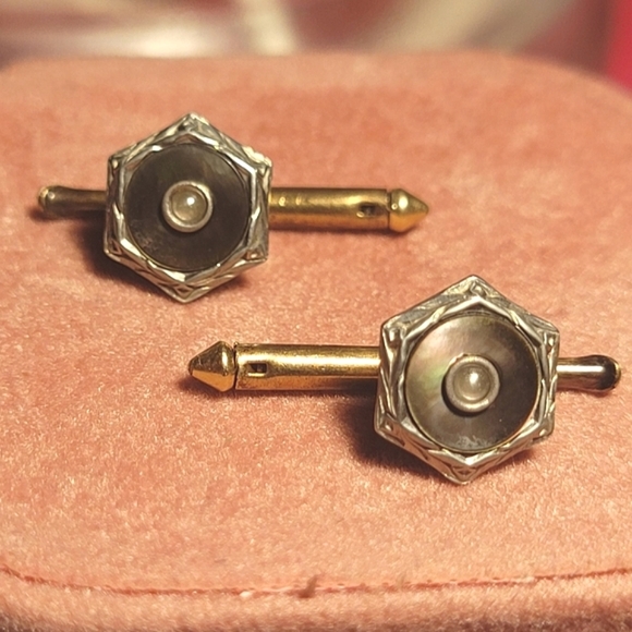 Vintage Larter and Sons Shirt Studs - Picture 2 of 5